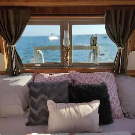 ספינת מלון Bateau Nuit Insolite Astragale Lège-Cap-Ferret